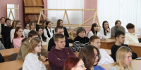 В Администрации Пошехонского района прошла традиционная встреча со старшеклассниками городских школ и студентами колледжа. - Пошехонский район